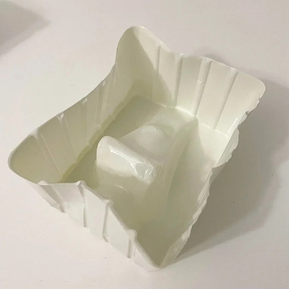 Vintage Snow White Disney Christmas Magic Collectible Ornament - Picture 11 of 16